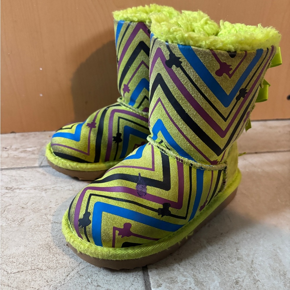 UGG Bailey bow Colorful Zigzag Kids Boots